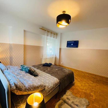 Clicktheflat Solidarnosci City Center Apart Rooms Warsawa Bagian luar foto