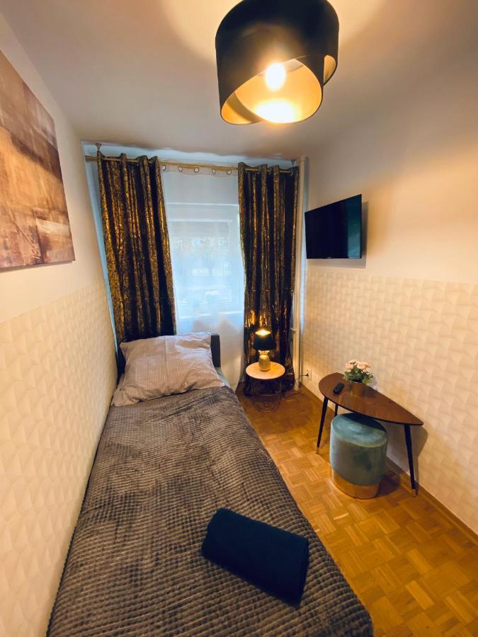 Clicktheflat Solidarnosci City Center Apart Rooms Warsawa Bagian luar foto