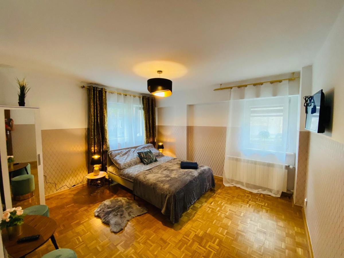 Clicktheflat Solidarnosci City Center Apart Rooms Warsawa Bagian luar foto
